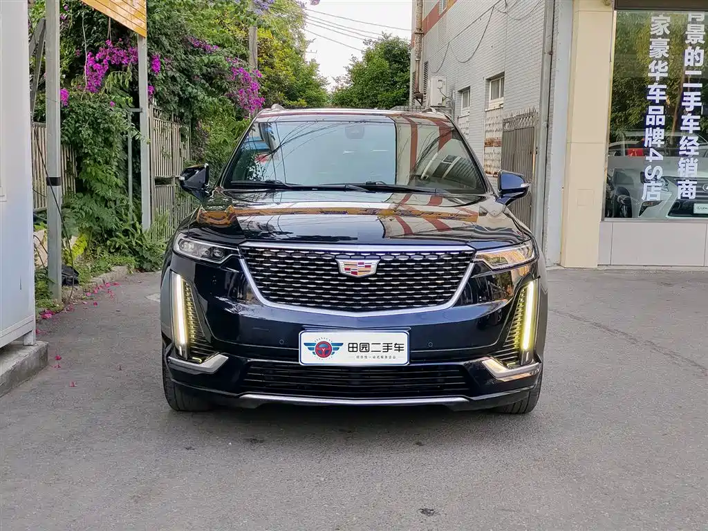 Cadillac XT6 2020 28T 6-Seater 4WD Luxury Model фото 2