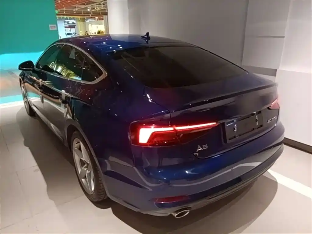 Audi A5 (Import) 2017 Sportback 40 TFSI Fashion фото 5