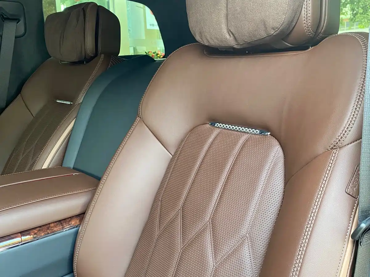 Hongqi Guoyao 2022 4.0T Premium Flagship 4-Seater фото 15