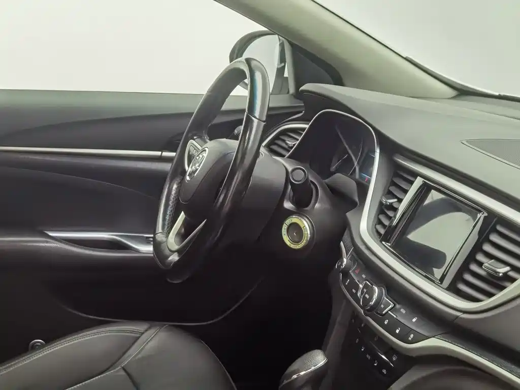 Фото 22 - Buick Excelle