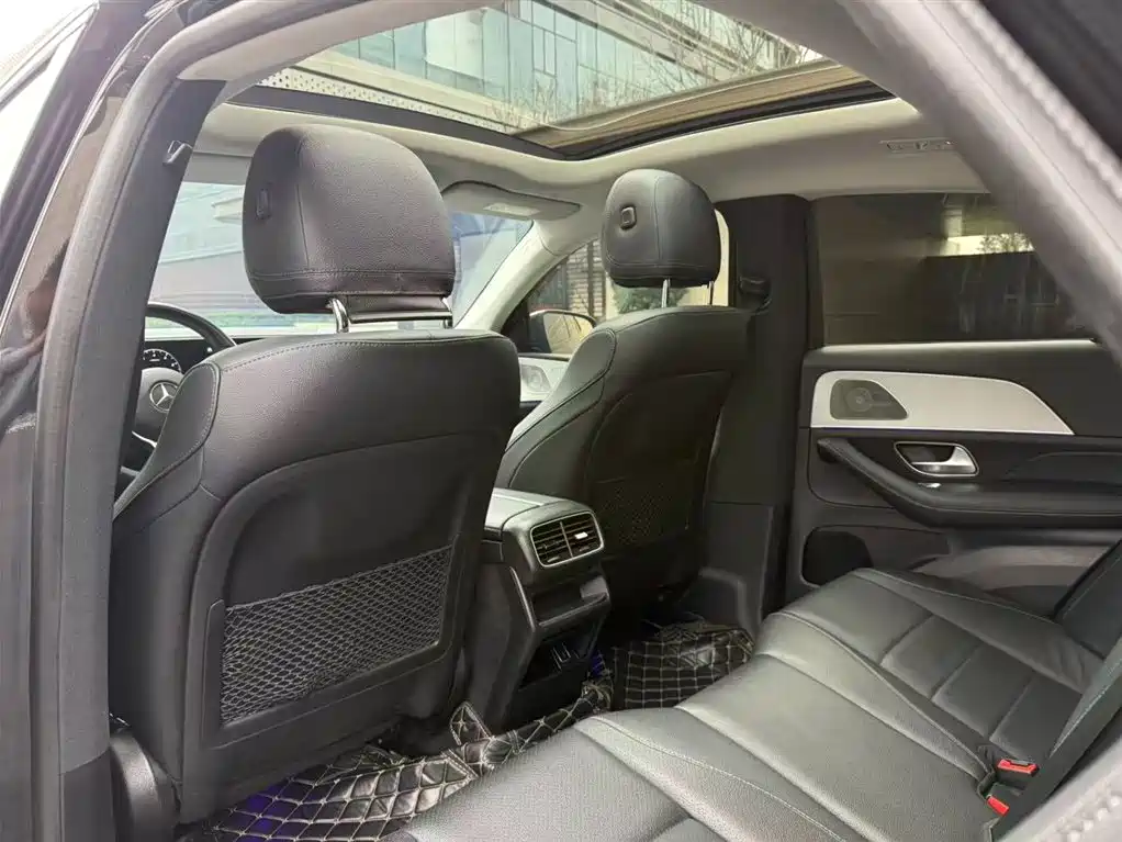 Mercedes-Benz GLE Coupe 2020 GLE 350 4MATIC Coupe SUV Luxury фото 15