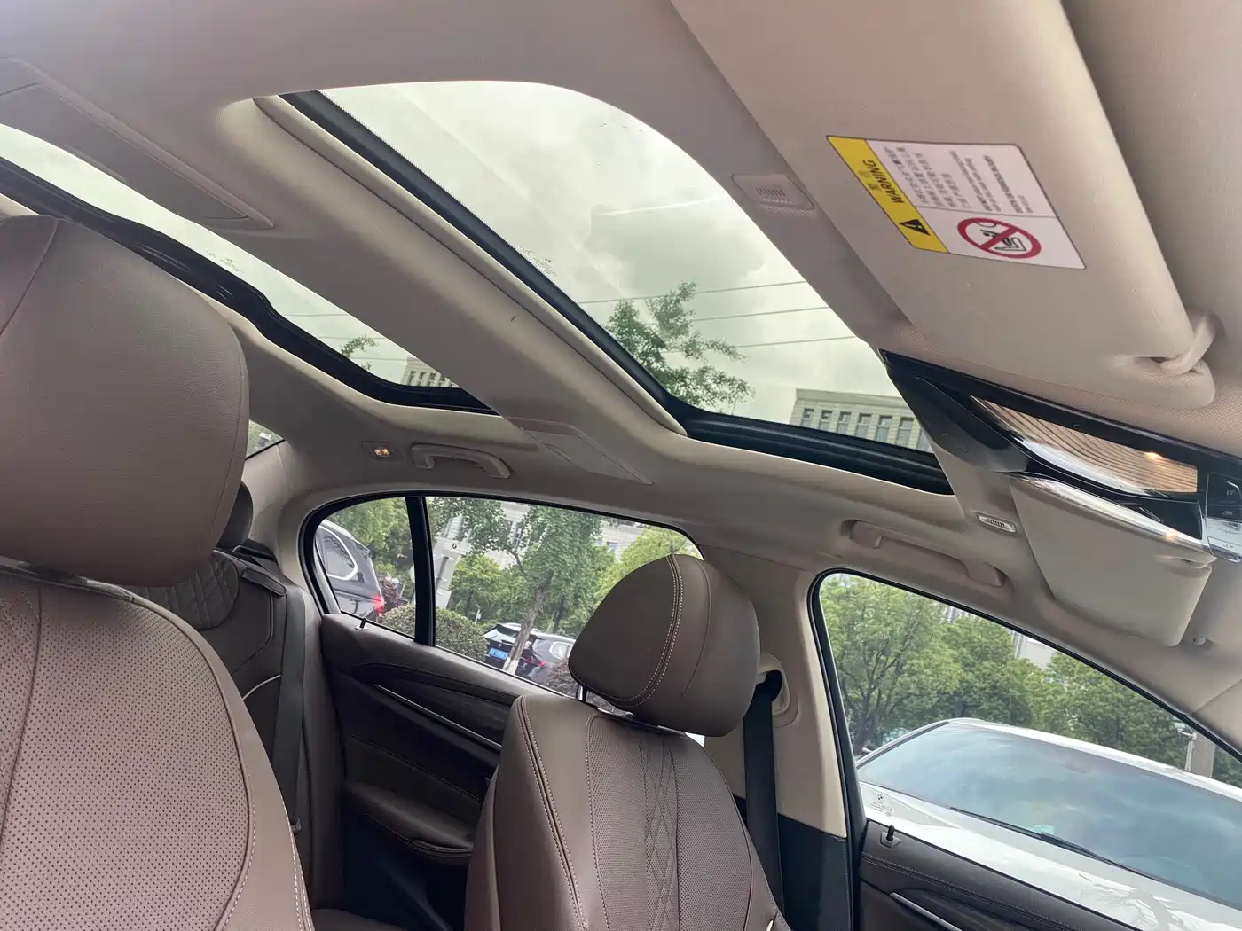 BMW 5 Series 2022 530Li Leading Luxury Package фото 20