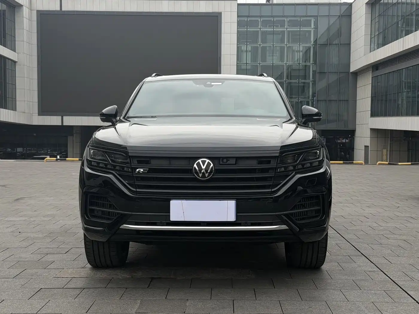 Volkswagen Touareg 2021 3.0TSI R-Exclusive фото 2