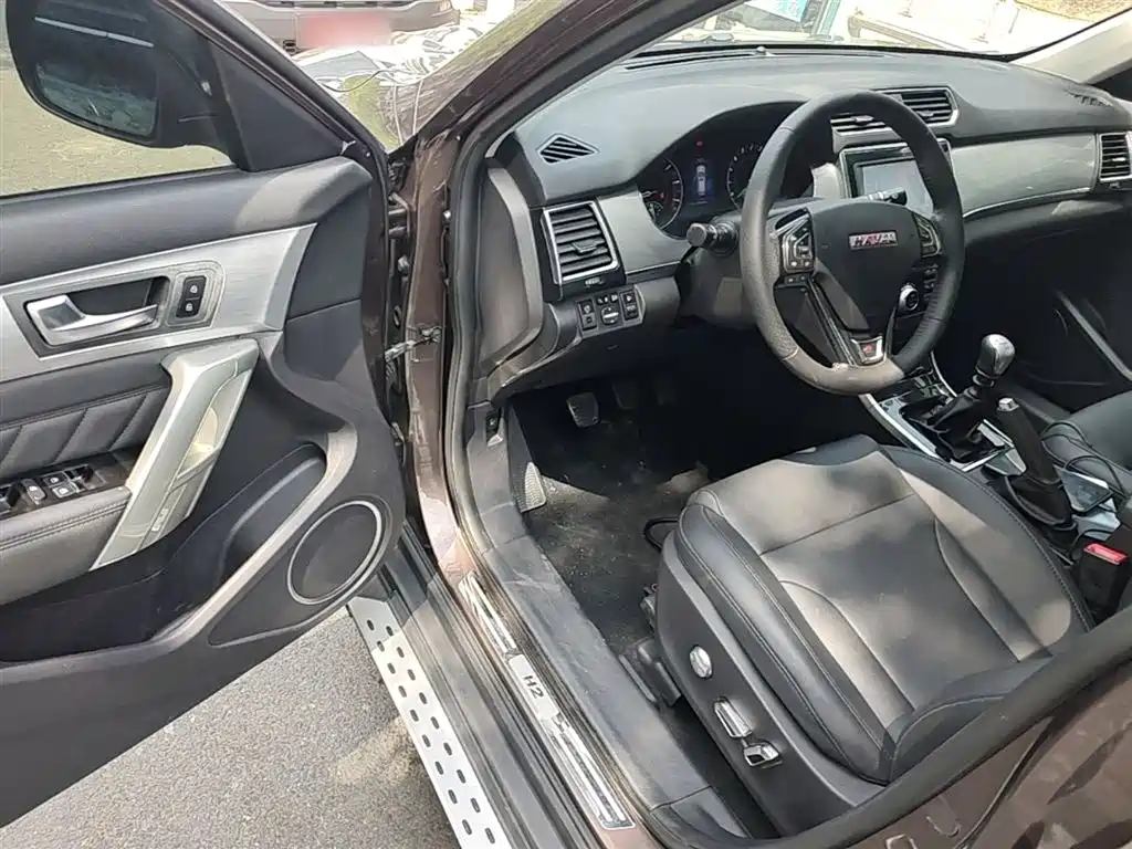 Haval H2 2014 1.5T Manual 2WD Premium Edition фото 16