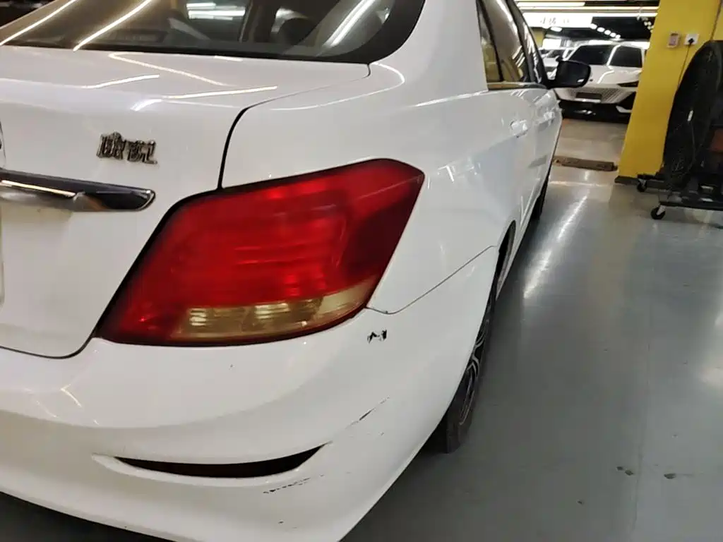 BYD Surui 2015 2015 1.5L Manual Comfort Model