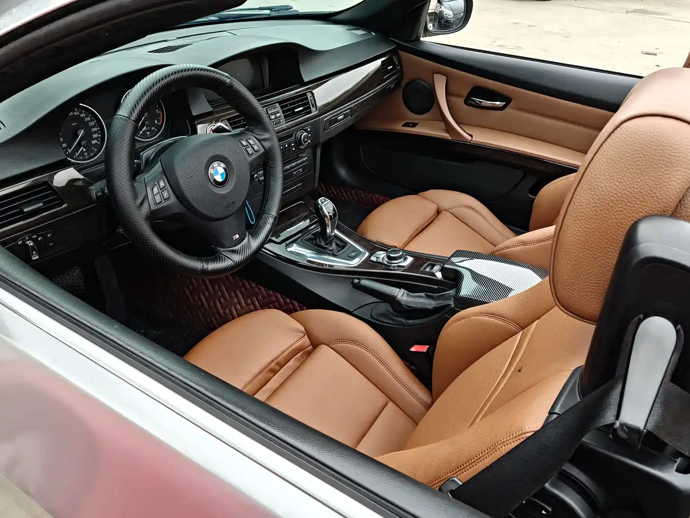 BMW 3 Series (Import) 2011 335i Convertible Coupe фото 18