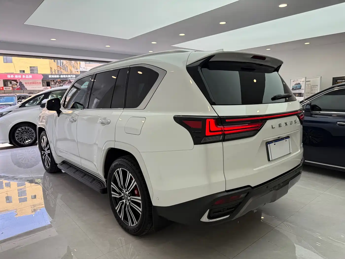Lexus LX 2025 2025 700h Boundary Edition