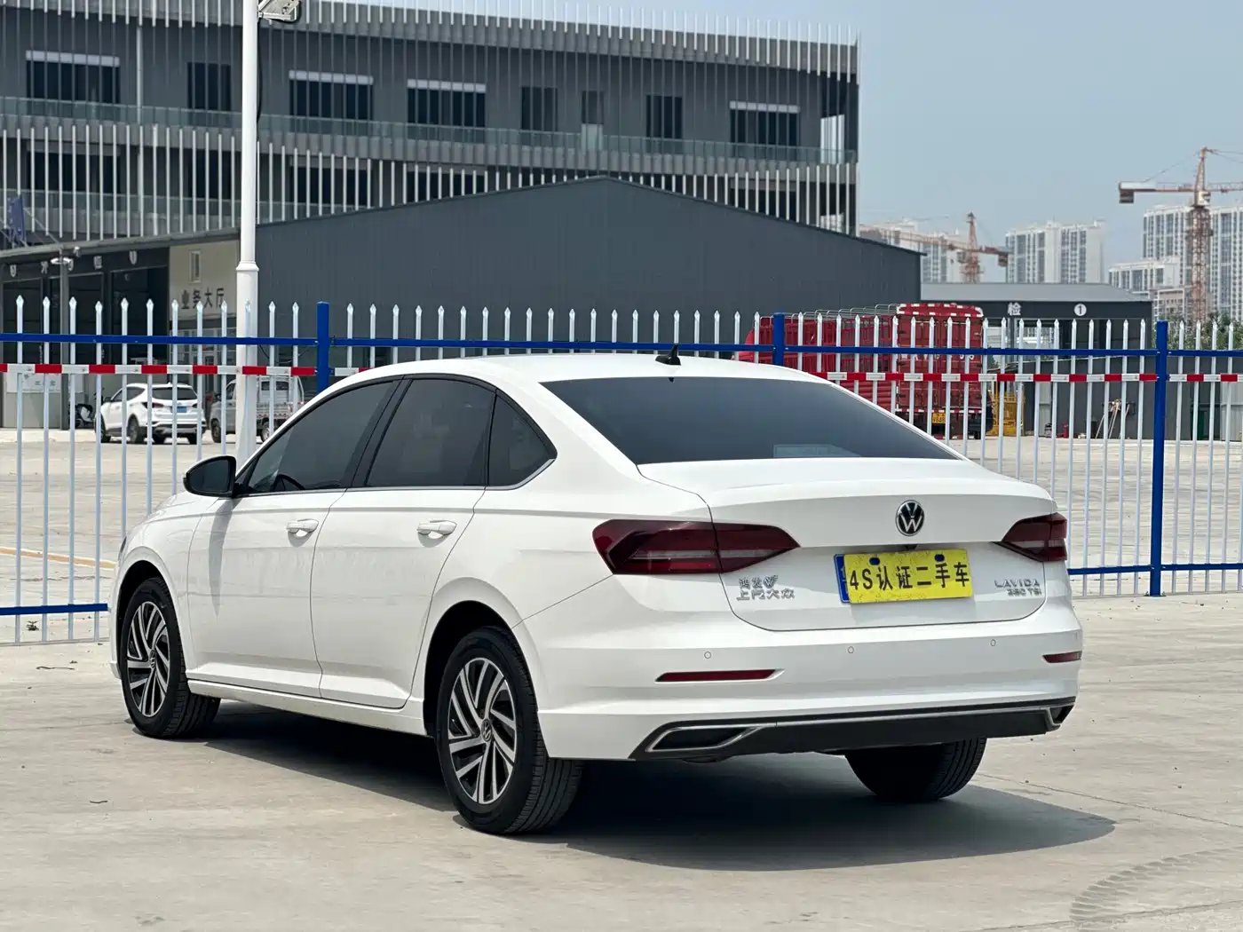 Volkswagen Lavida 2022 280TSI DSG Comfort Edition фото 22