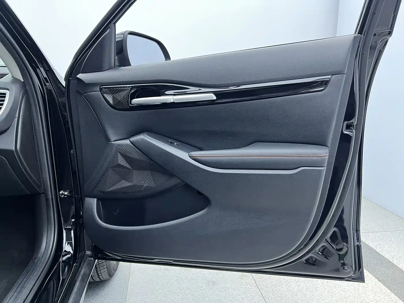 Kia Seltos 2023 1.5L CVT Luxury Edition фото 27
