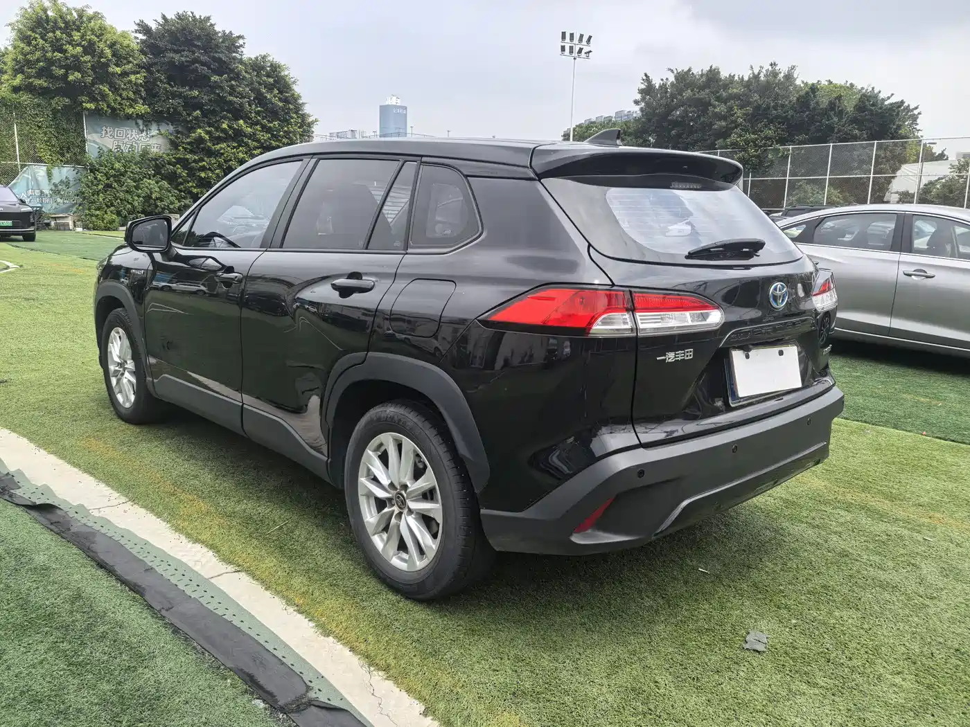 Toyota Corolla Cross 2024 2.0L Smart Hybrid Dual Engine Pioneer Edition фото 6