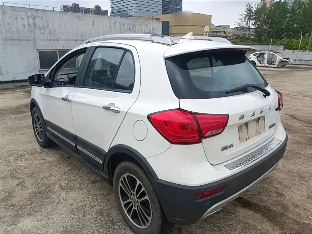Haval H1 2016 Blue Label 1.5L Manual Luxury фото 5