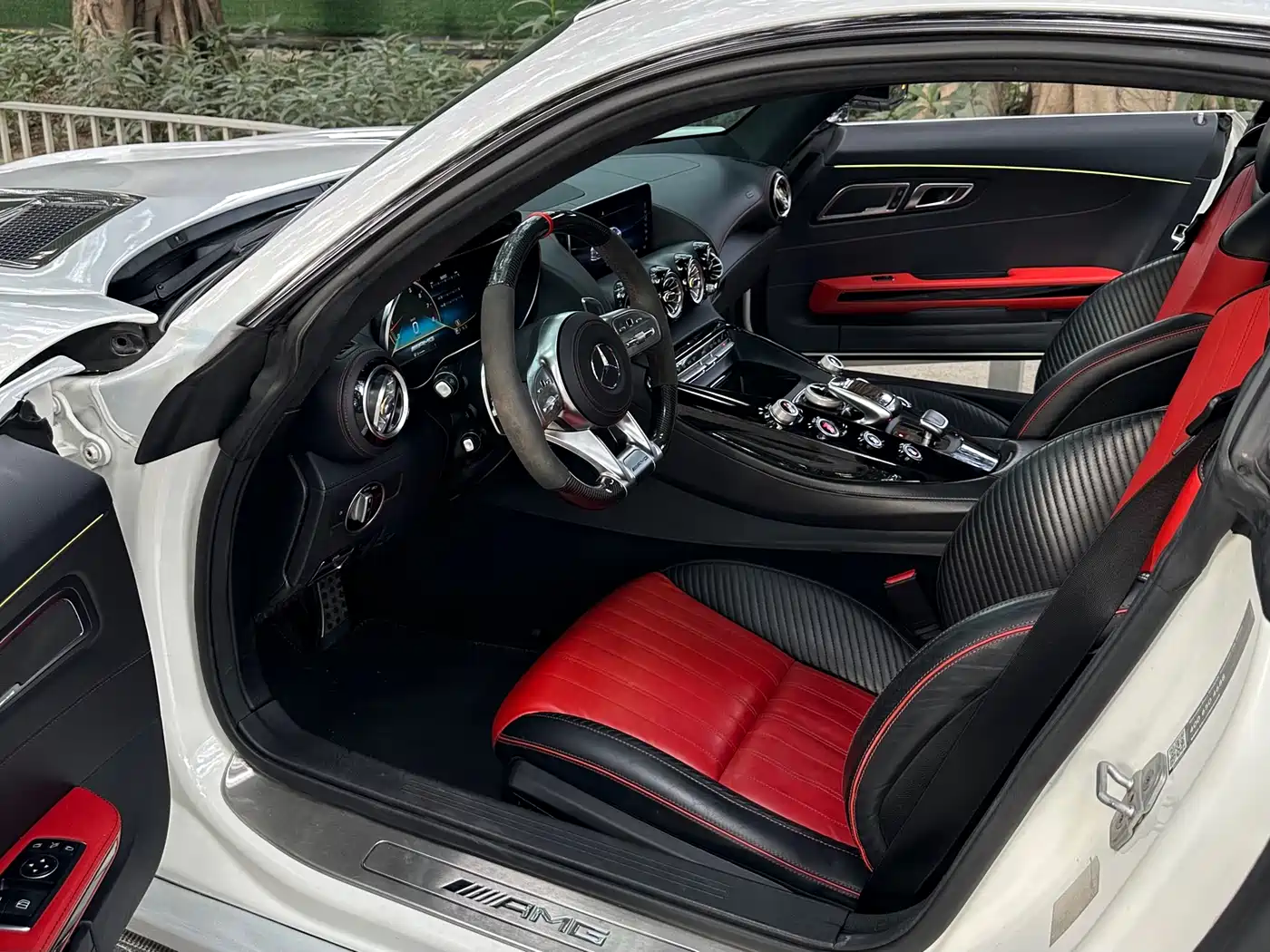 Mercedes-Benz AMG GT 2015 AMG GT S фото 9