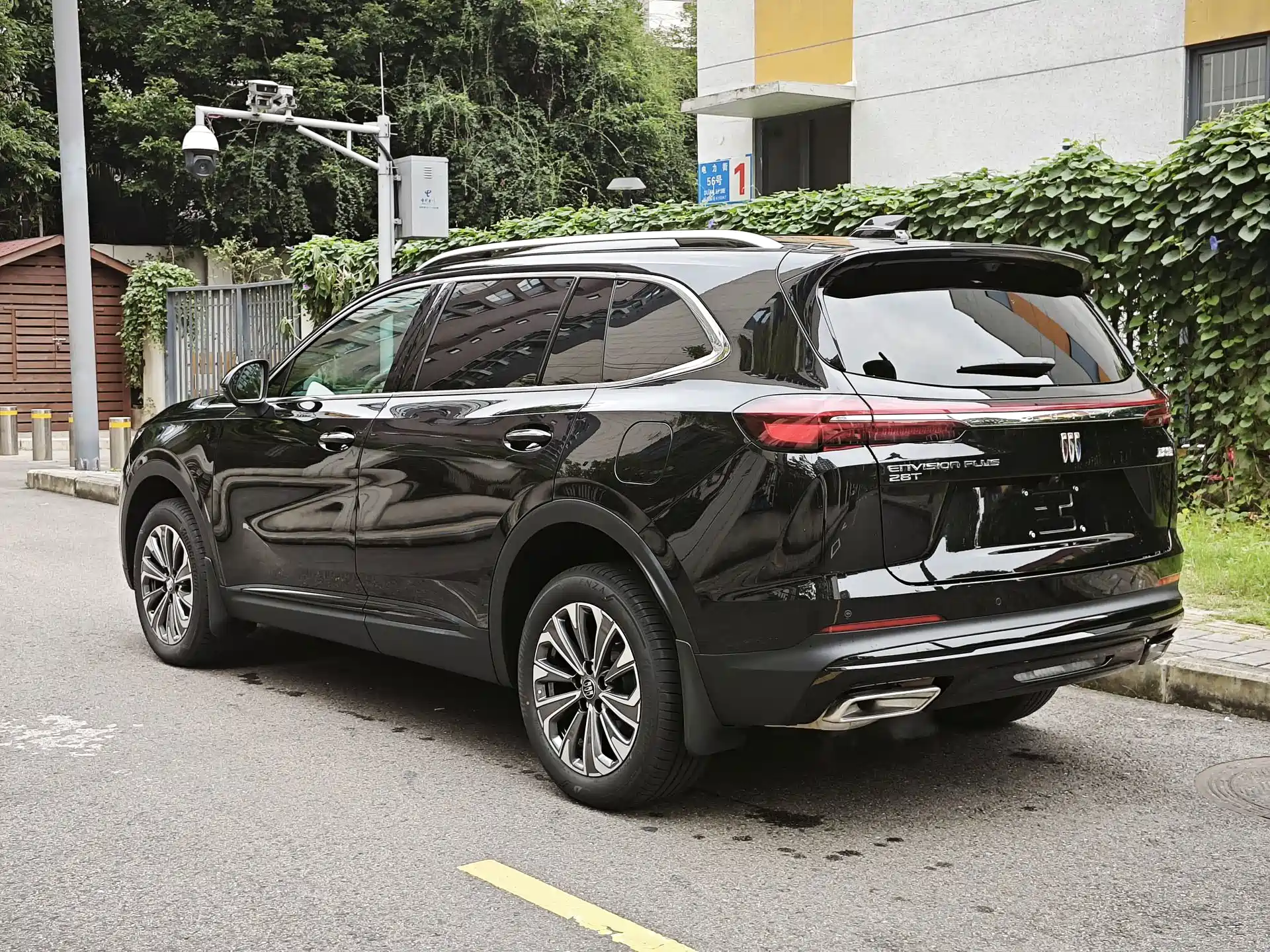 Photo 7 - Buick Envision Plus
