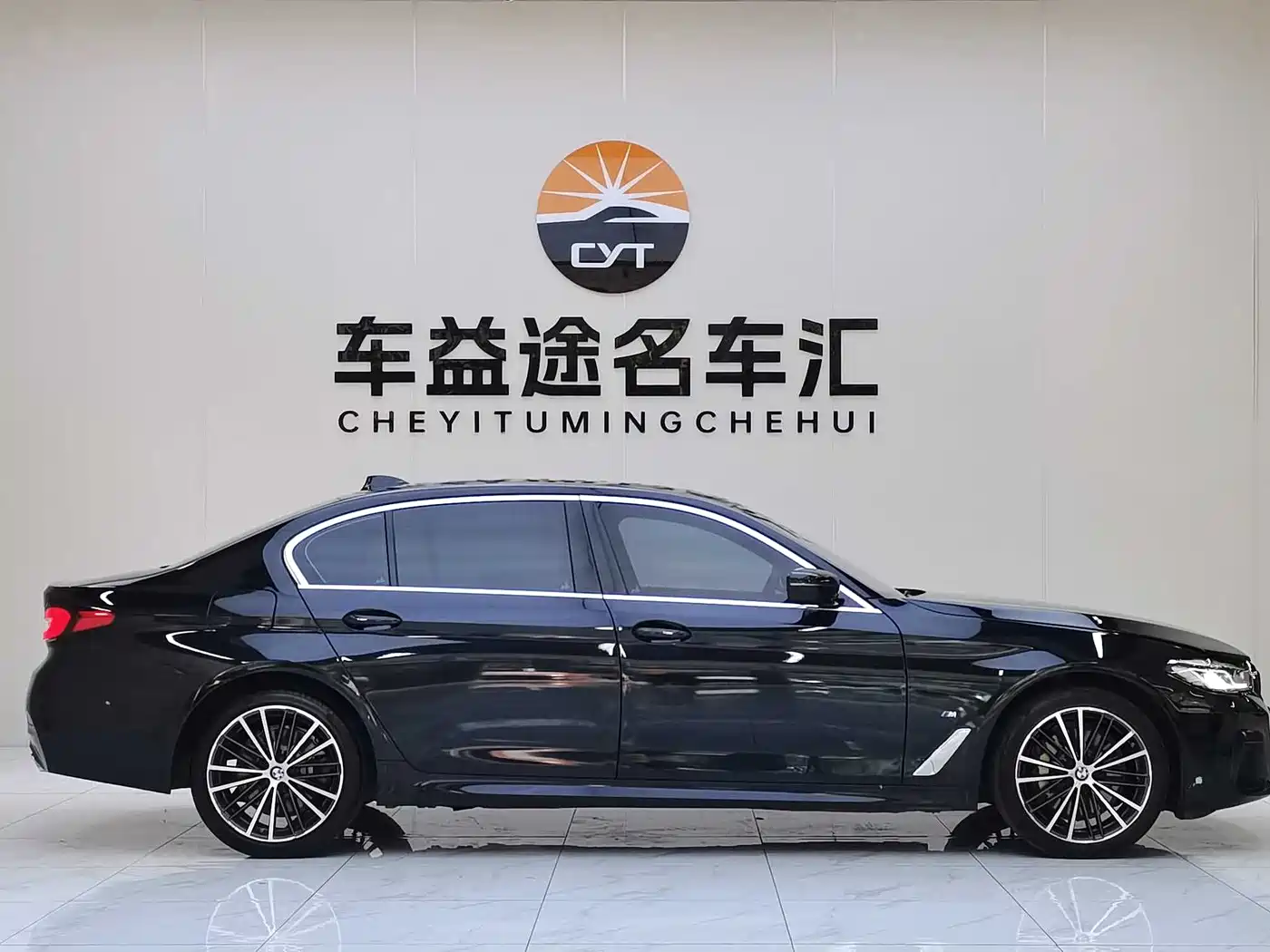 BMW 5 Series 2021 Facelift 530Li Leading M Sport Package фото 7