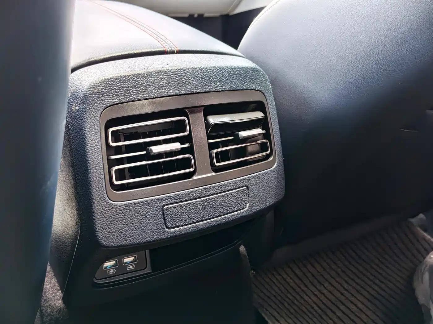BYD Qin PLUS 2021 DM-i 55KM Flagship фото 16