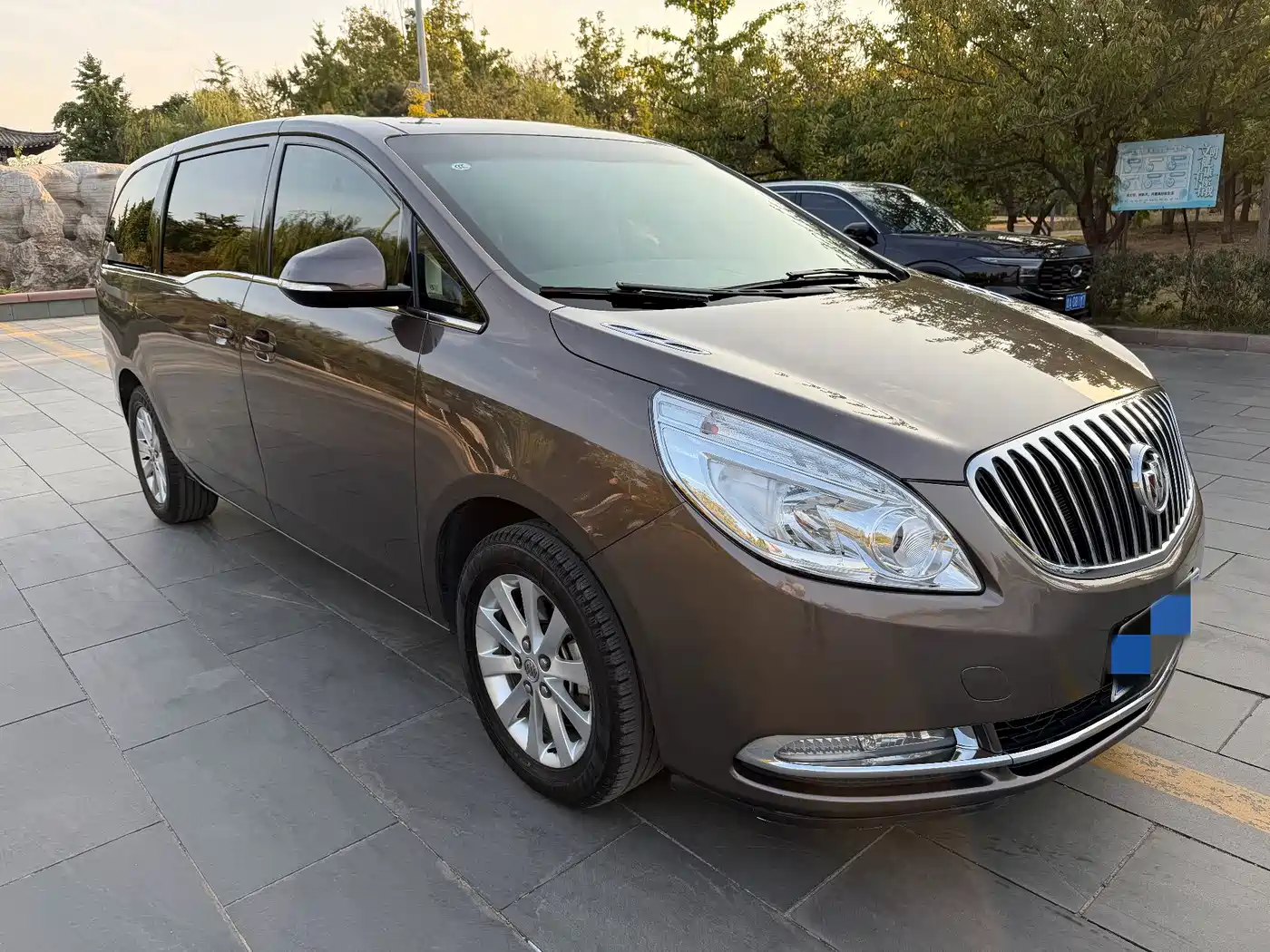 Buick GL8 2012 2012 2.4L BASE Comfort