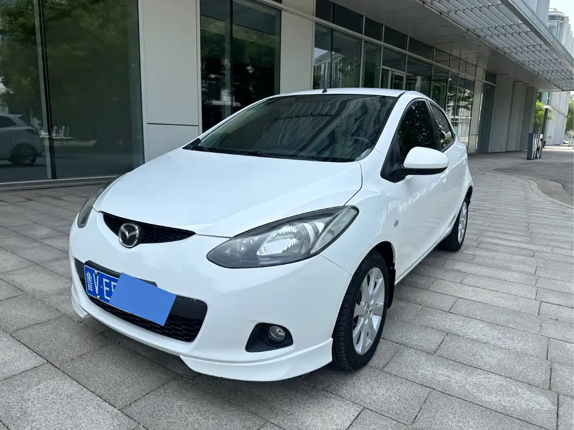 Mazda 2 2011 2011 Xuan Dong 1.5L Auto Premium Edition