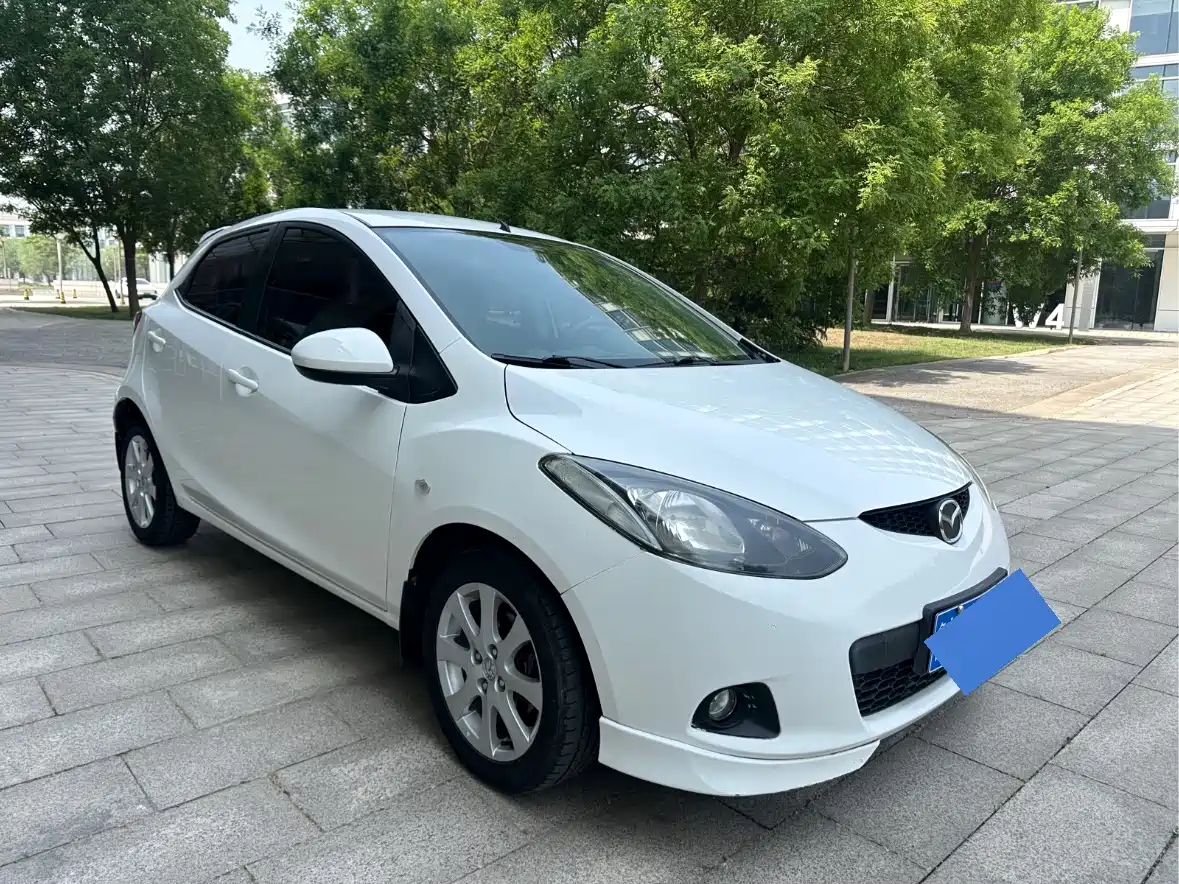 Mazda 2 2011 2011 Xuan Dong 1.5L Auto Premium Edition