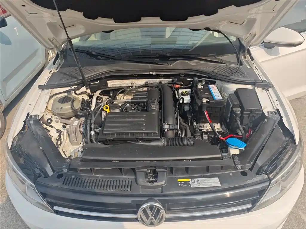 Volkswagen Lamando 2015 280TSI DSG Comfort фото 19