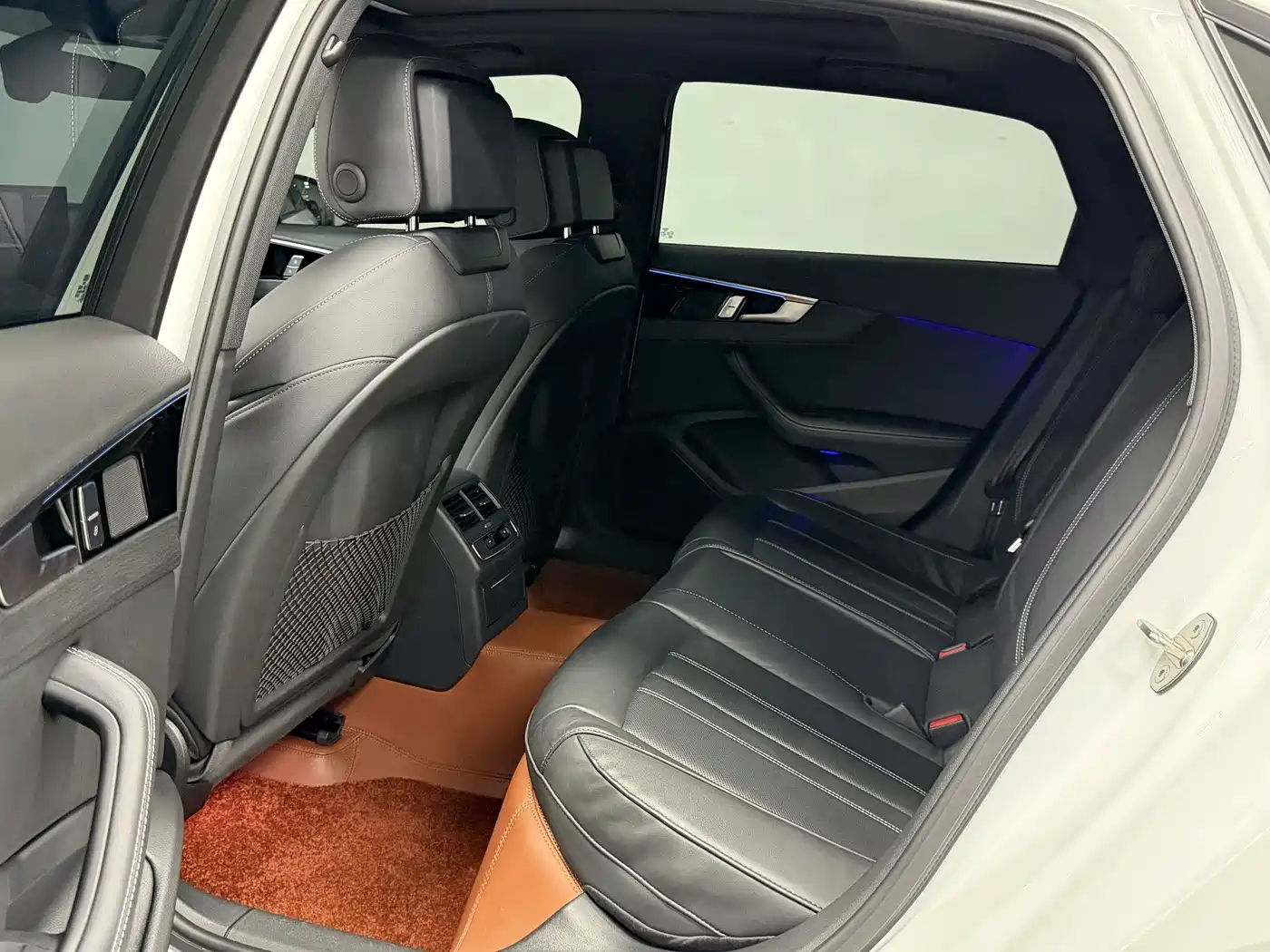 Audi A4L 2024 40 TFSI Luxury Dynamic фото 14