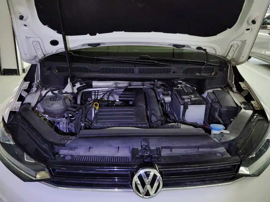Volkswagen Touran 2018 2018 Touran L 280TSI DSG Comfort 7-seater China V