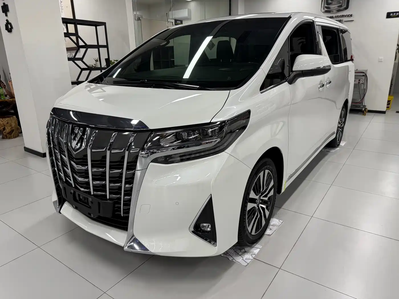 Toyota Alphard 2018 Facelift 3.5L Premium Edition