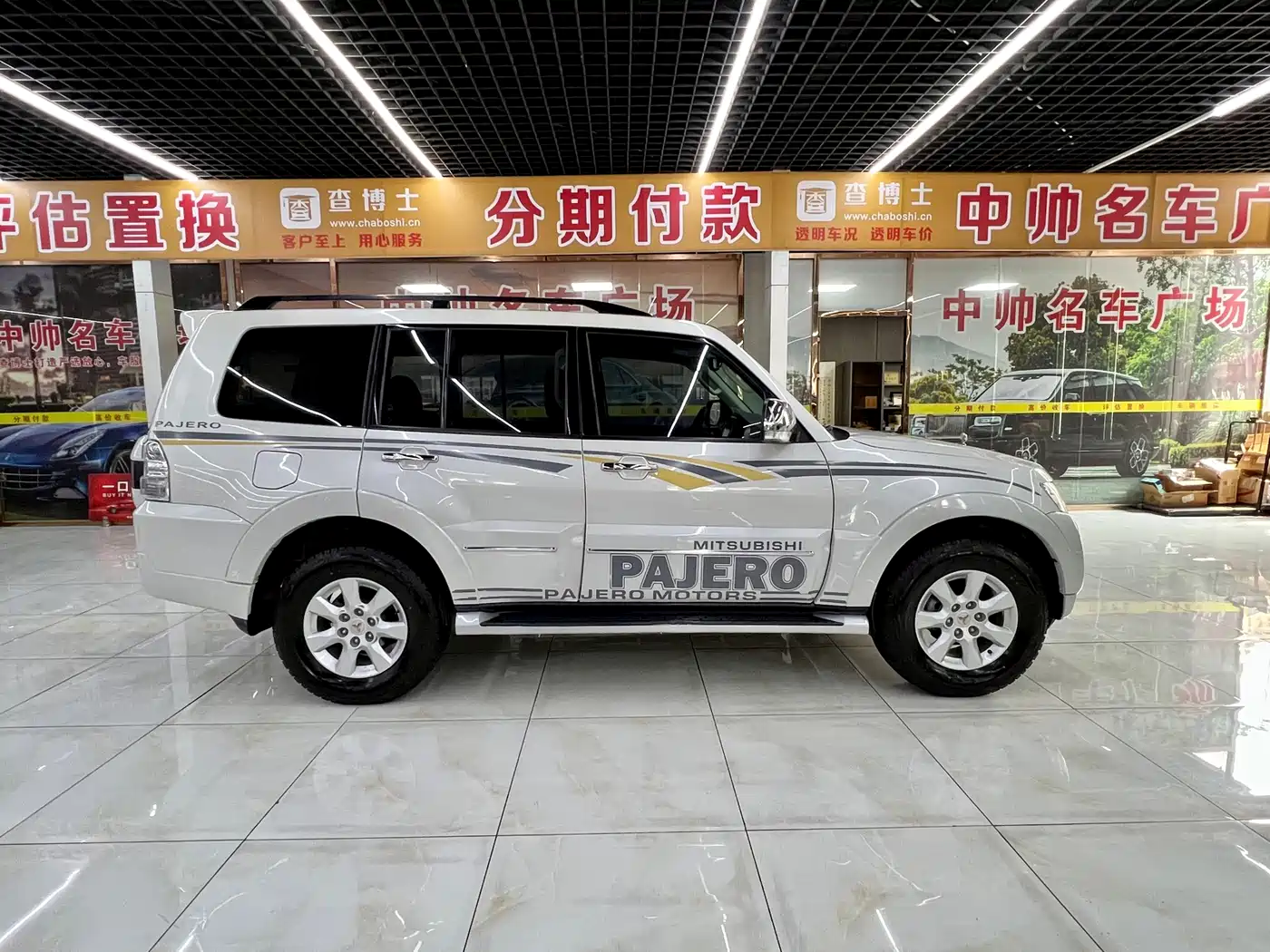 Mitsubishi Pajero (Import) 2020 3.0L Automatic Comfort Edition фото 7