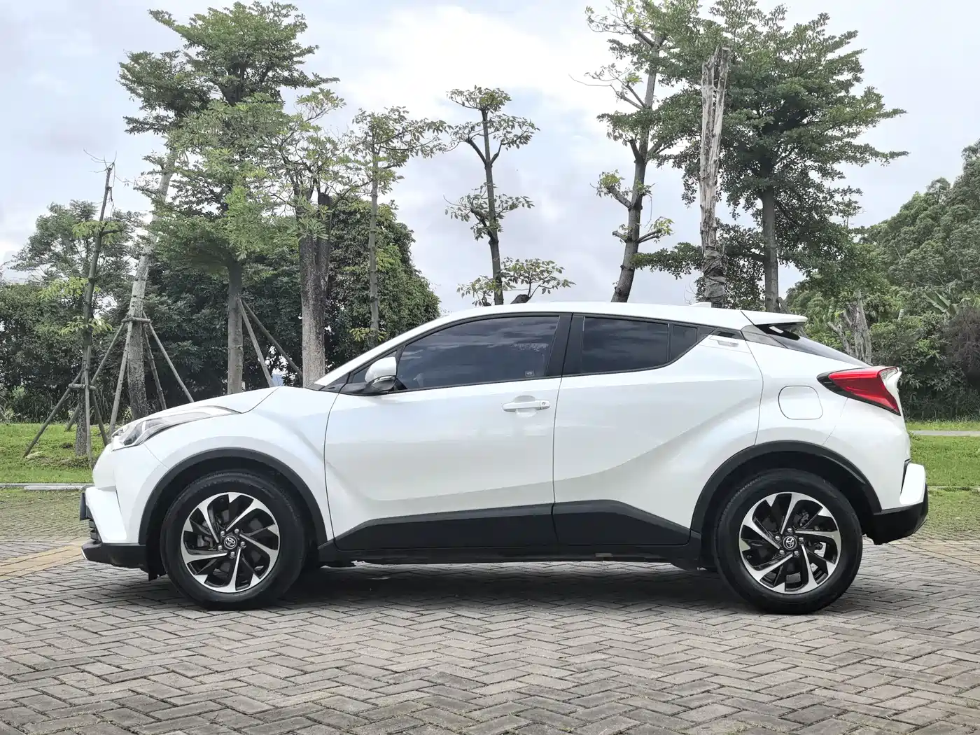 Toyota IZOA 2018 2.0L Speed Edition China VI фото 4