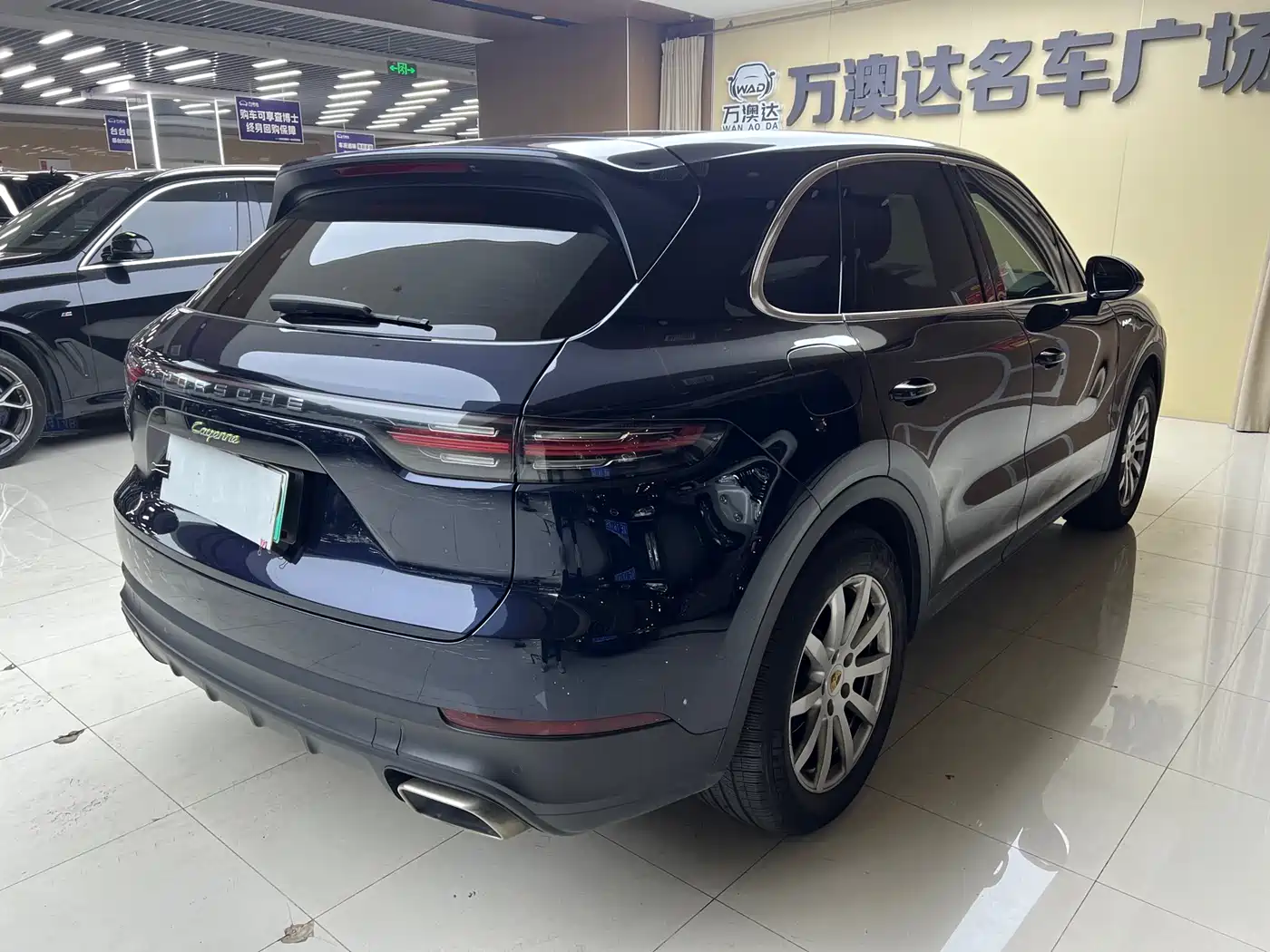 Porsche Cayenne New Energy 2021 Cayenne E-Hybrid 2.0T фото 9