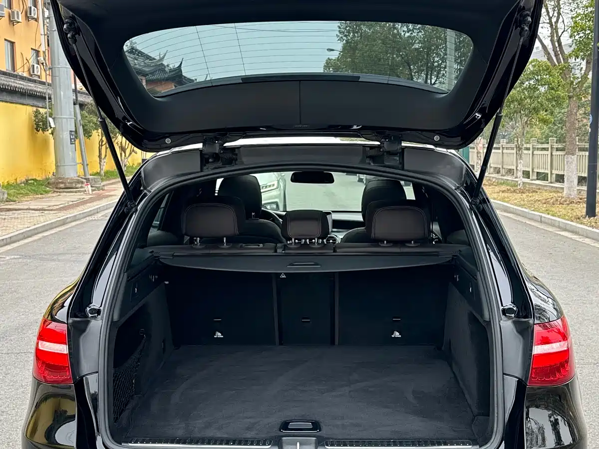 Mercedes-Benz GLC 2018 GLC 260 4MATIC Dynamic фото 16