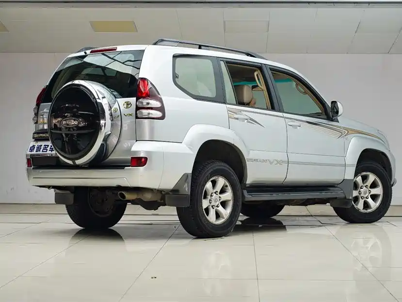 Toyota Prado 2006 4.0L Automatic VX NAVI Edition фото 20