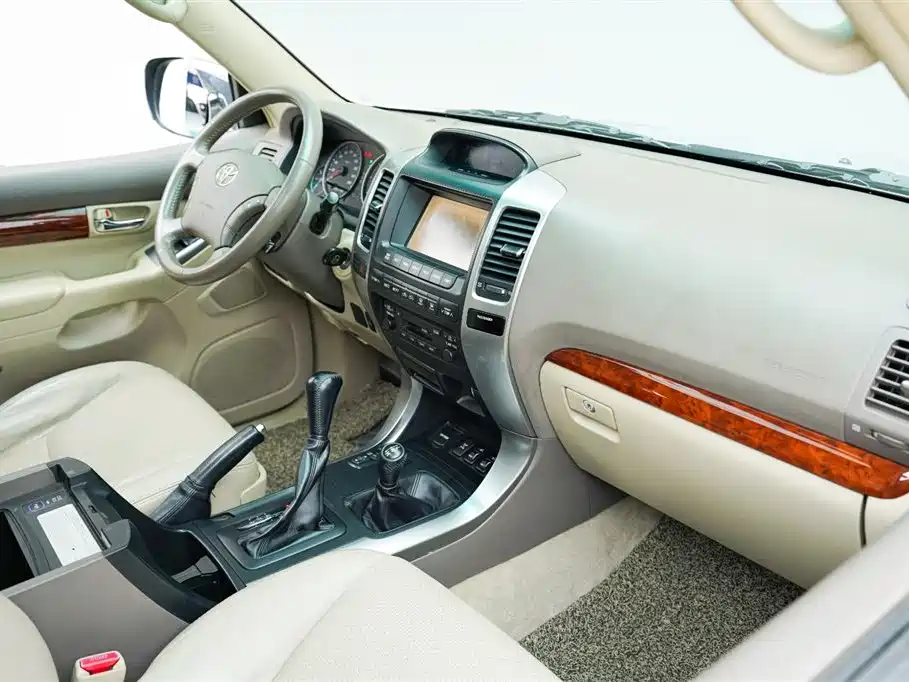 Toyota Prado 2006 4.0L Automatic VX NAVI Edition фото 17