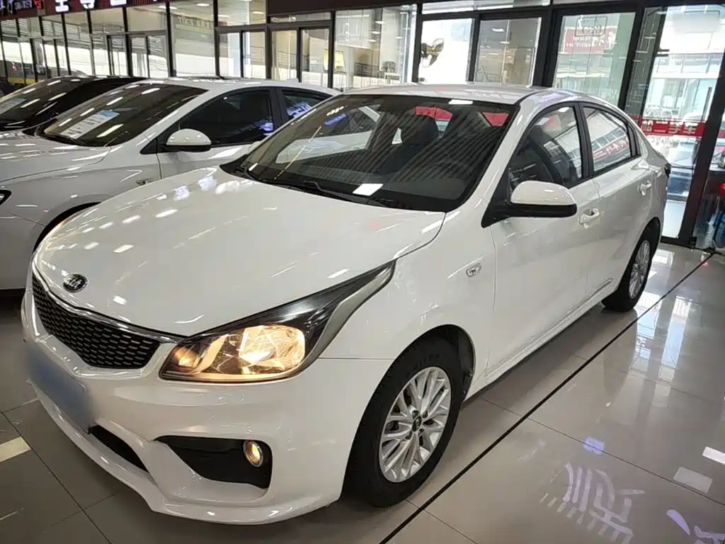 Kia K2 2017 2017 Sedan 1.4L AT GLS