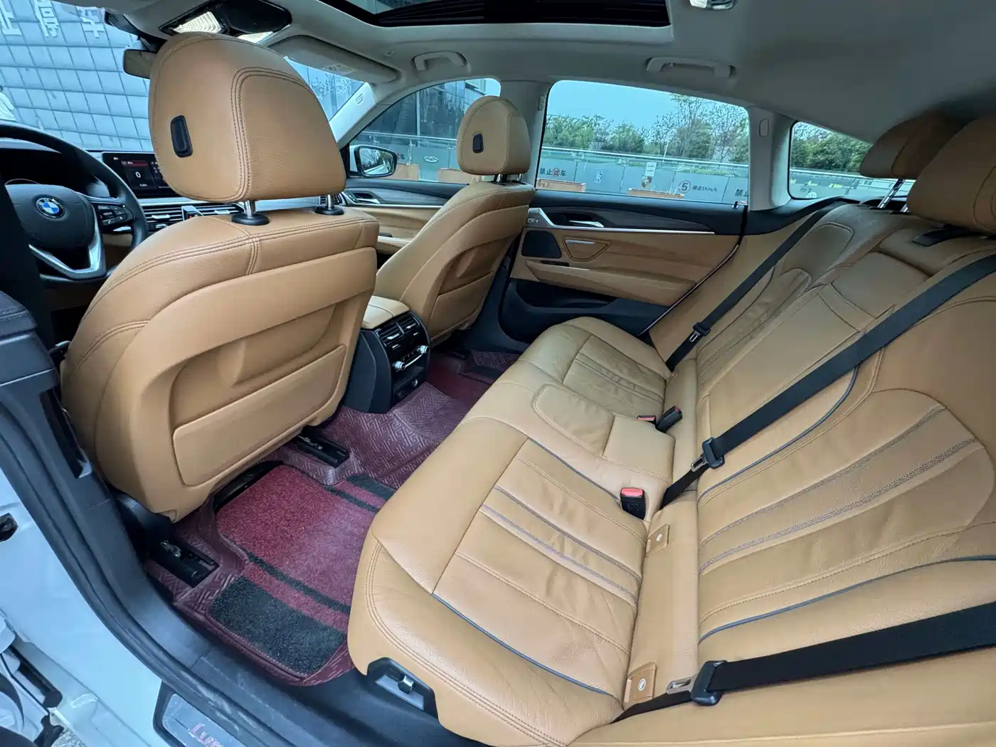 BMW 6 Series GT 2019 630i Luxury Design Package фото 38