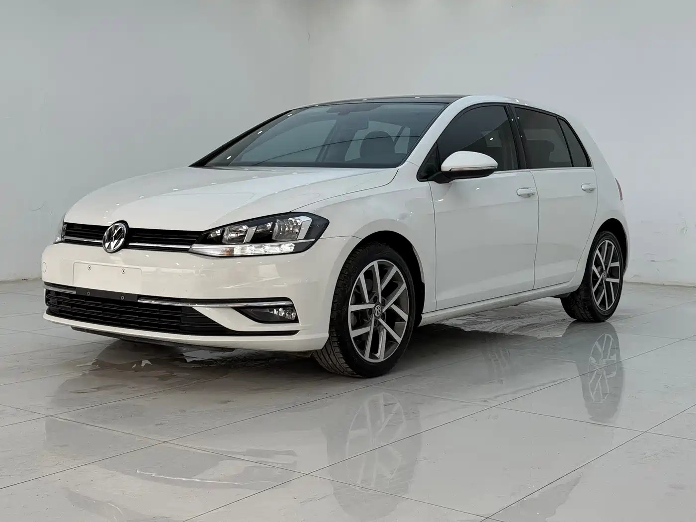 Volkswagen Golf 2020 280TSI DSG Comfort фото 3