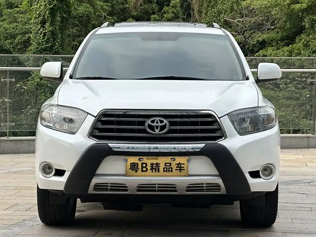 Toyota Highlander 2011 2.7L 2WD 7-seat Luxury фото 2