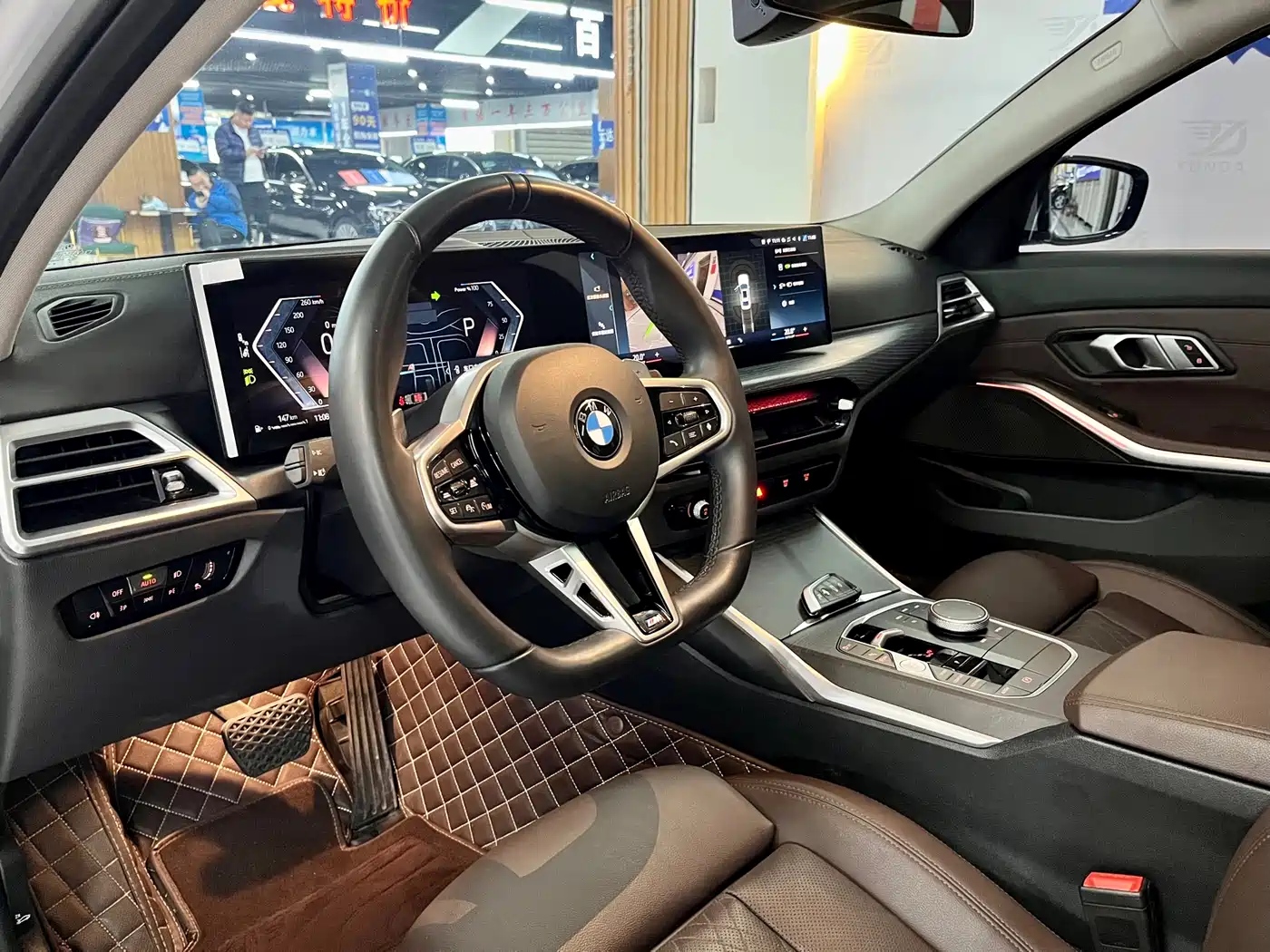 BMW 3 Series 2025 325Li M Sport Package фото 9