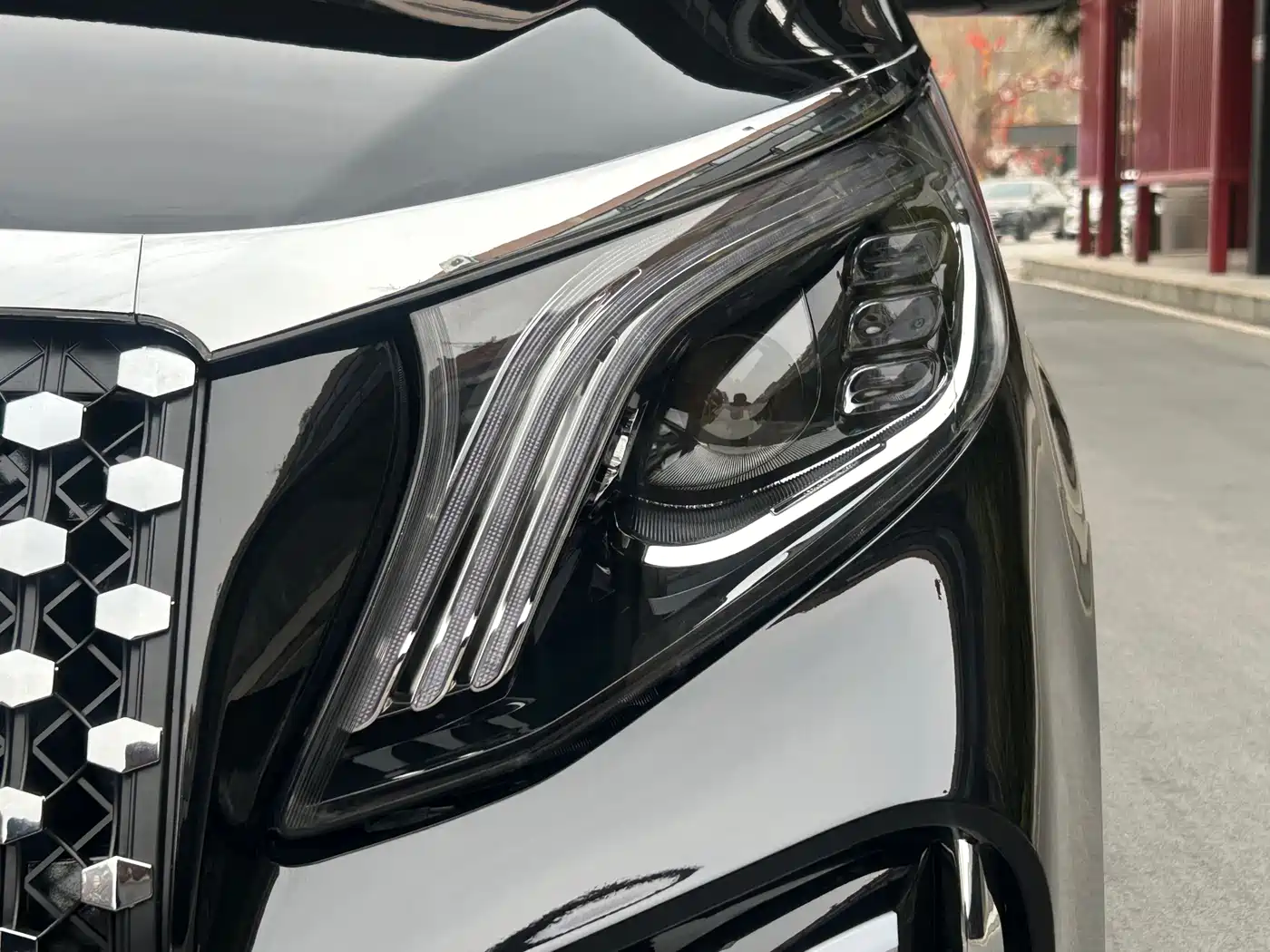 Mercedes-Benz Vito 2023 2.0T Business 7-Seater фото 26