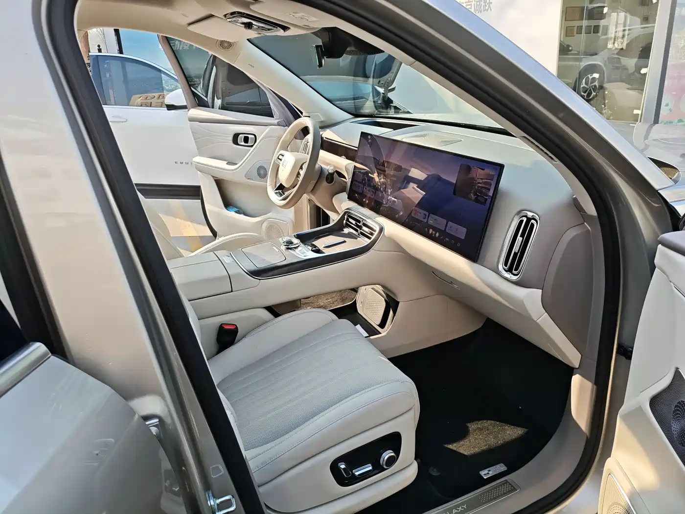 Geely Galaxy Galaxy M9 2025 Base Model фото 13