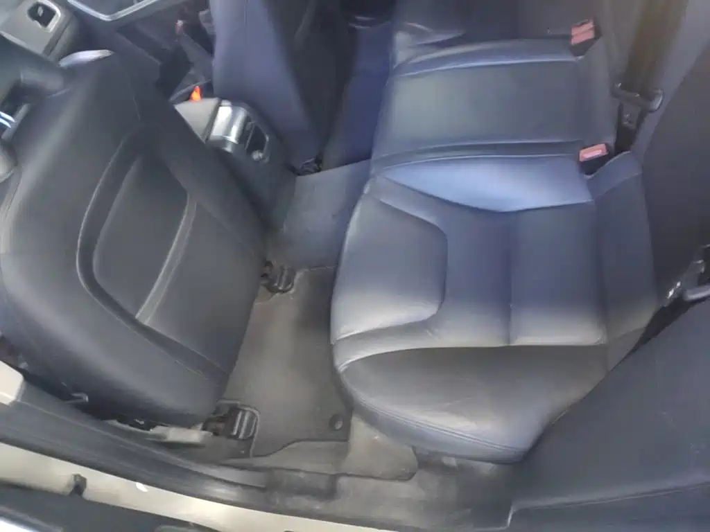 Photo 17 - Volvo S60