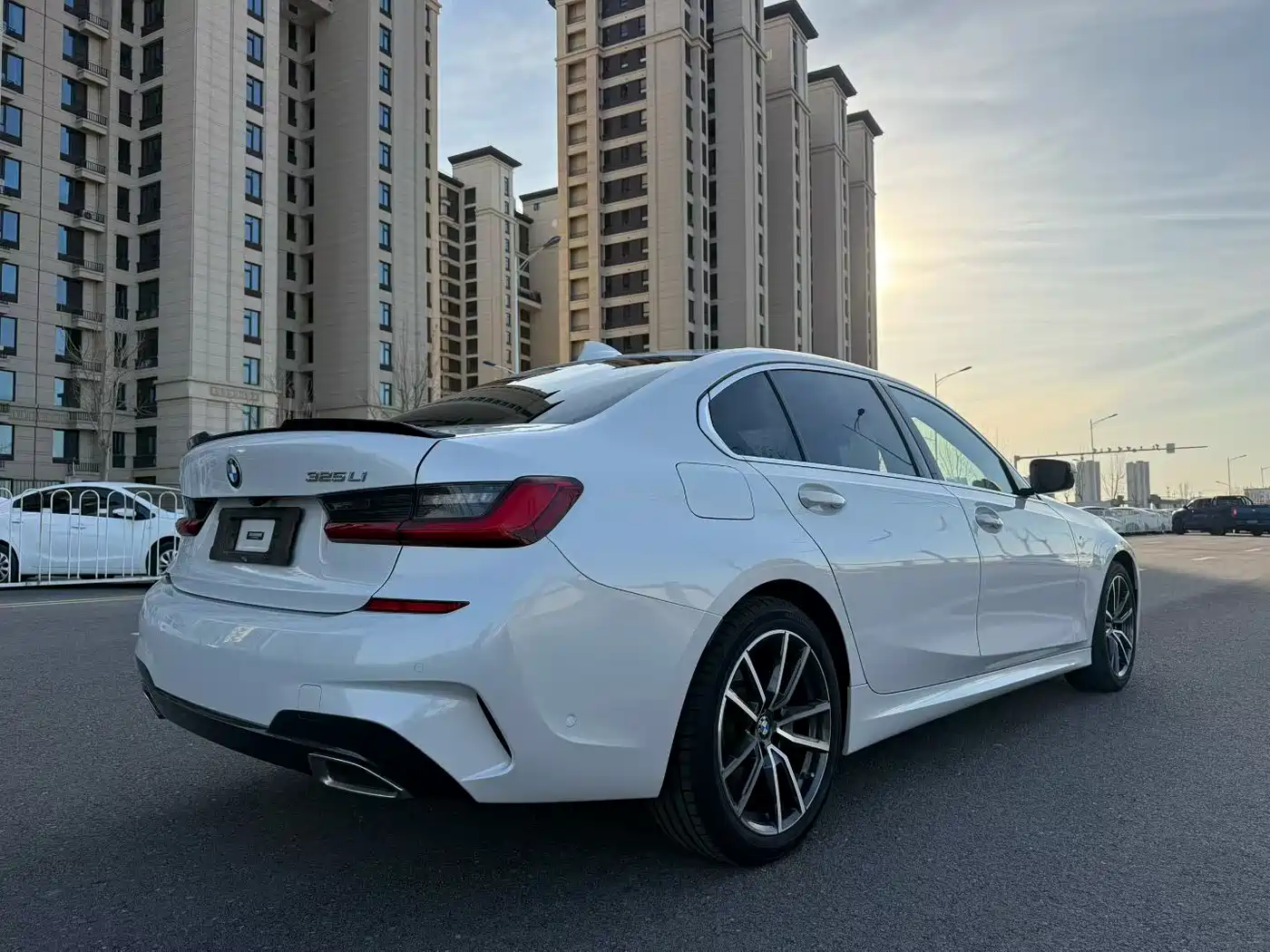 BMW 3 Series 2020 Facelift 325Li Launch Edition фото 7