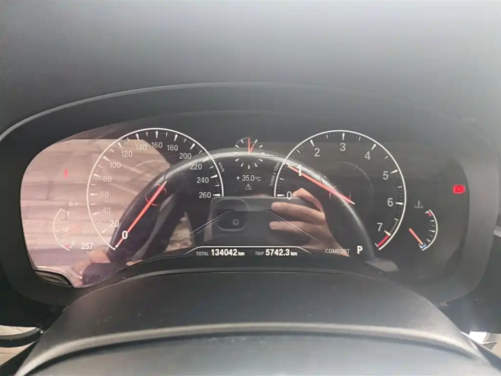 BMW 5 Series 2019 525Li M Sport Package фото 12