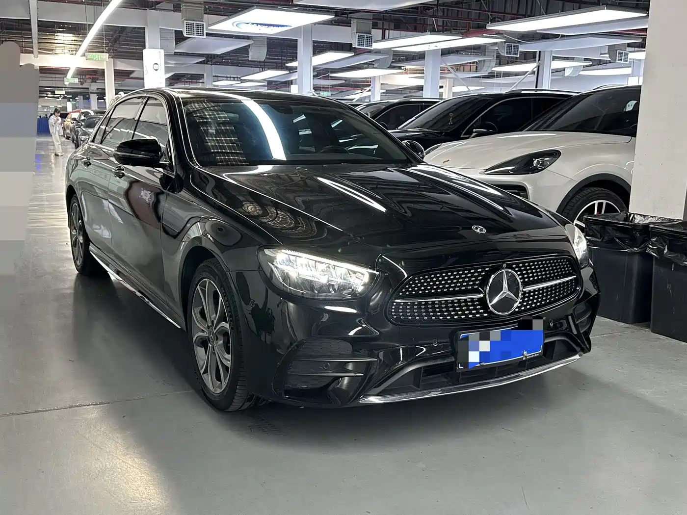 Mercedes-Benz E-Class 2022 E 300 L Sport Fashion фото 3