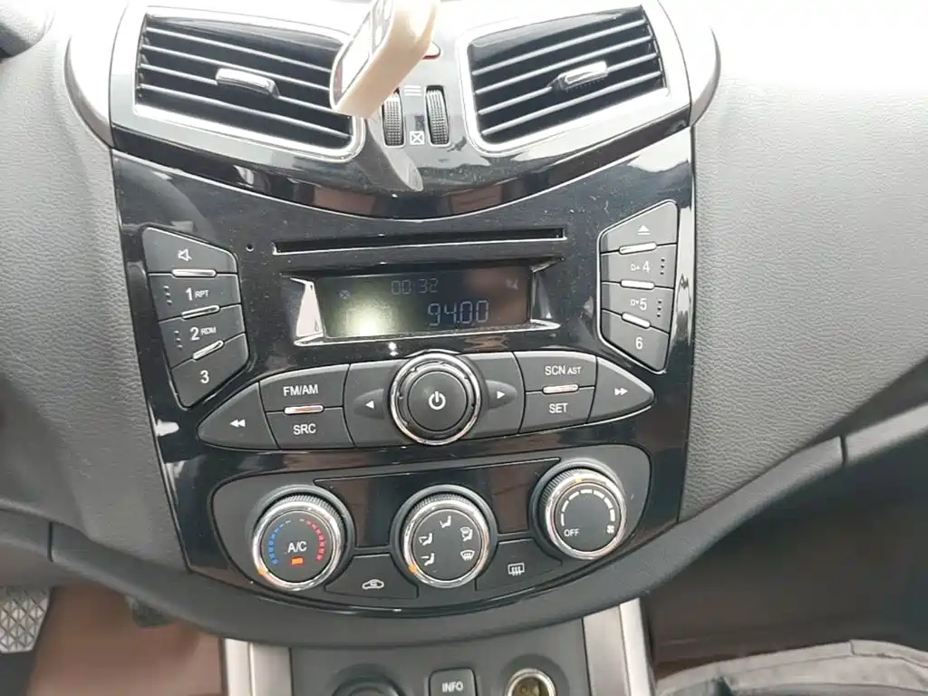 Haima S5 2014 2014 1.6L Manual Smart Joy