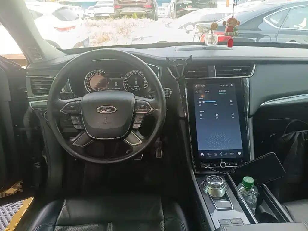Фото 10 - Ford Taurus