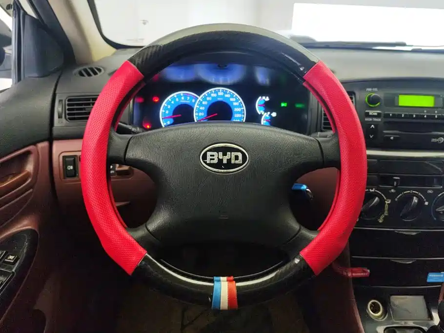 Фото 15 - BYD F3