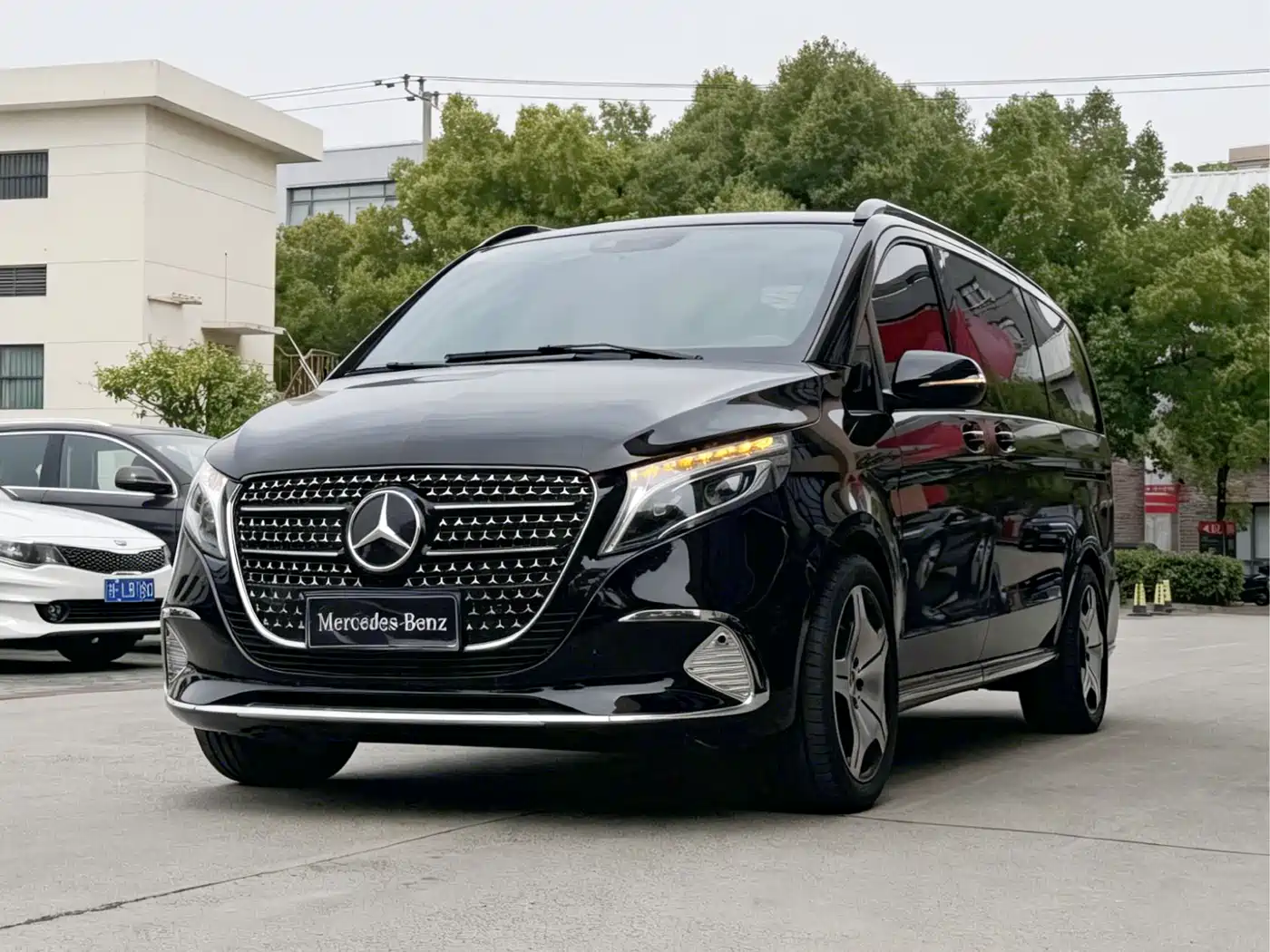 Mercedes-Benz V-Class 2021 V 260 Pilot Edition