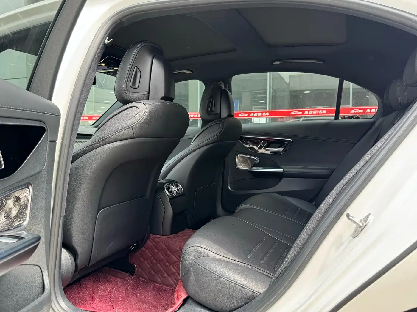 Mercedes-Benz C-Class 2023 C 260 L Night Edition Sport фото 7