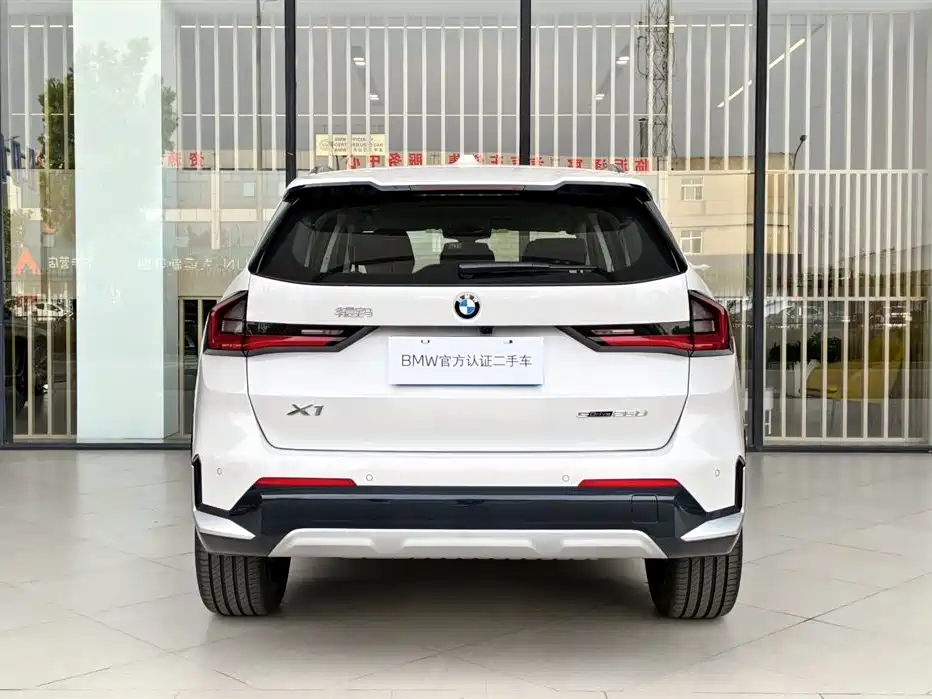 BMW X1 2025 sDrive25Li X Design Package фото 5