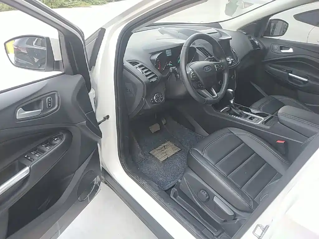 Ford Kuga 2017 2017 EcoBoost 180 FWD Platinum